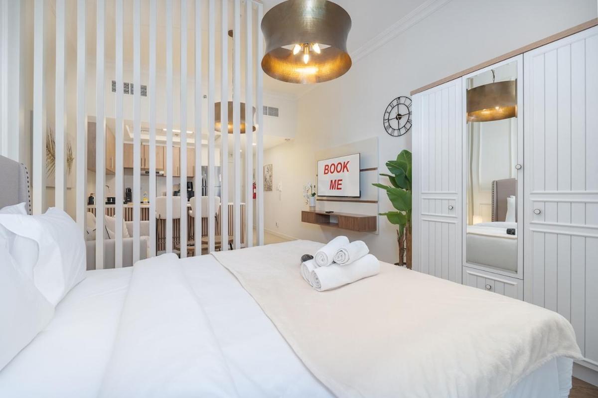 Fabulous Studio In Jvc With Fully Fitted Kitchen Appartement Dubai