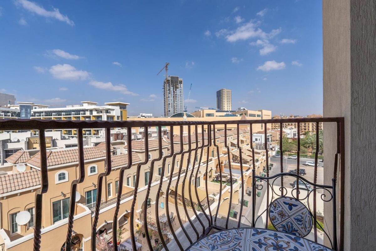 Fabulous Studio In Jvc With Fully Fitted Kitchen Appartement Dubai